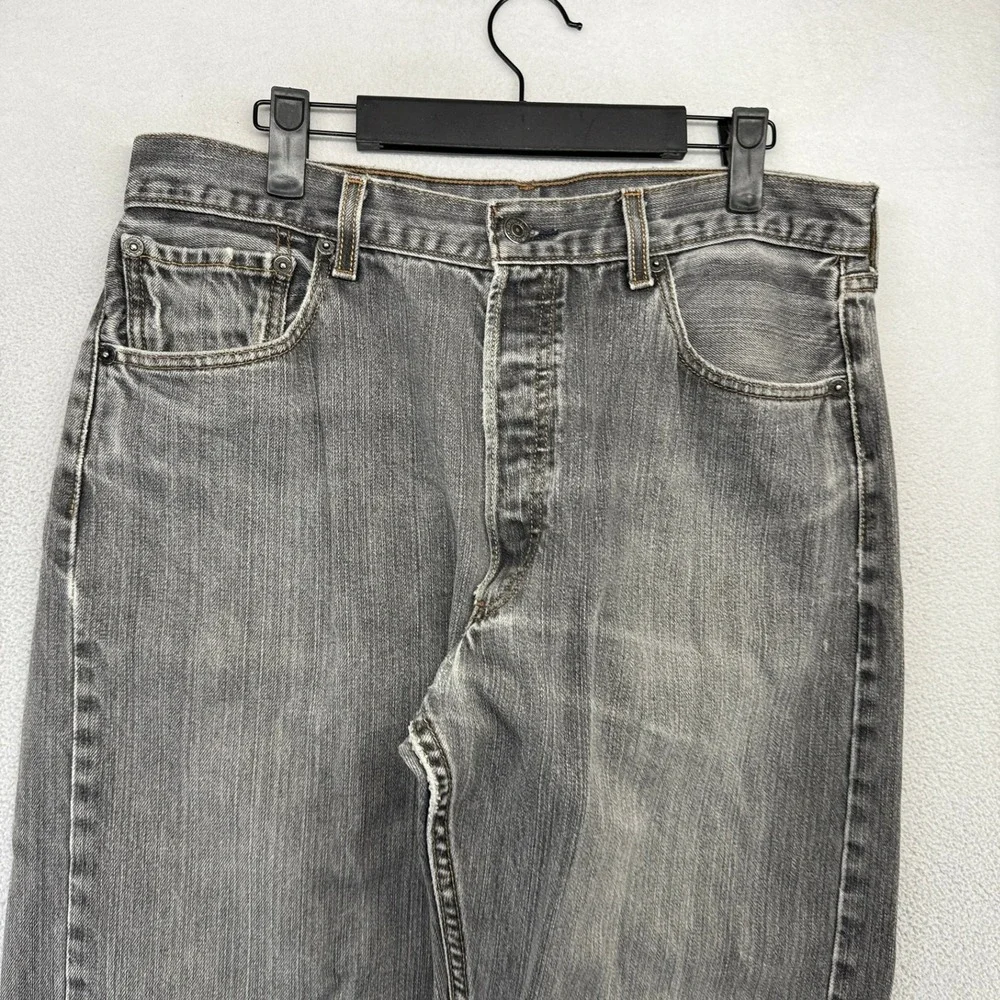 Vintage Levis Jeans Men's 35x36 Fit 32x32 Gray Faded 501xx 501 xx Distressed y2k